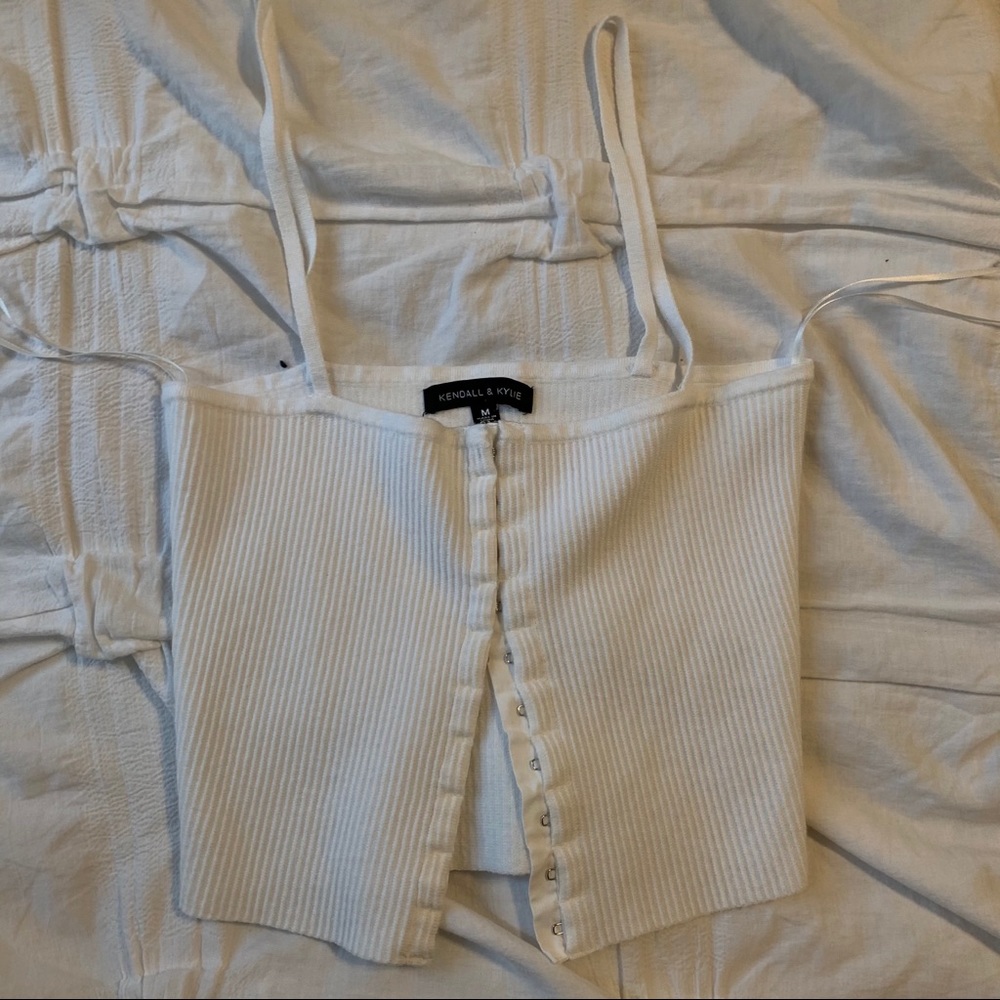 kendall and kylie white tank!
